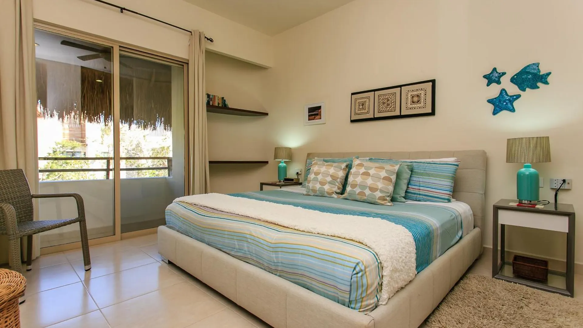 Luzera - Condo With Ample Private Roof & Jacuzzi & Bbq トゥルム
