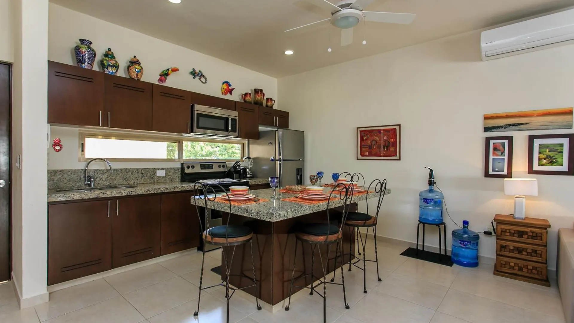Luzera - Condo With Ample Private Roof & Jacuzzi & Bbq トゥルム