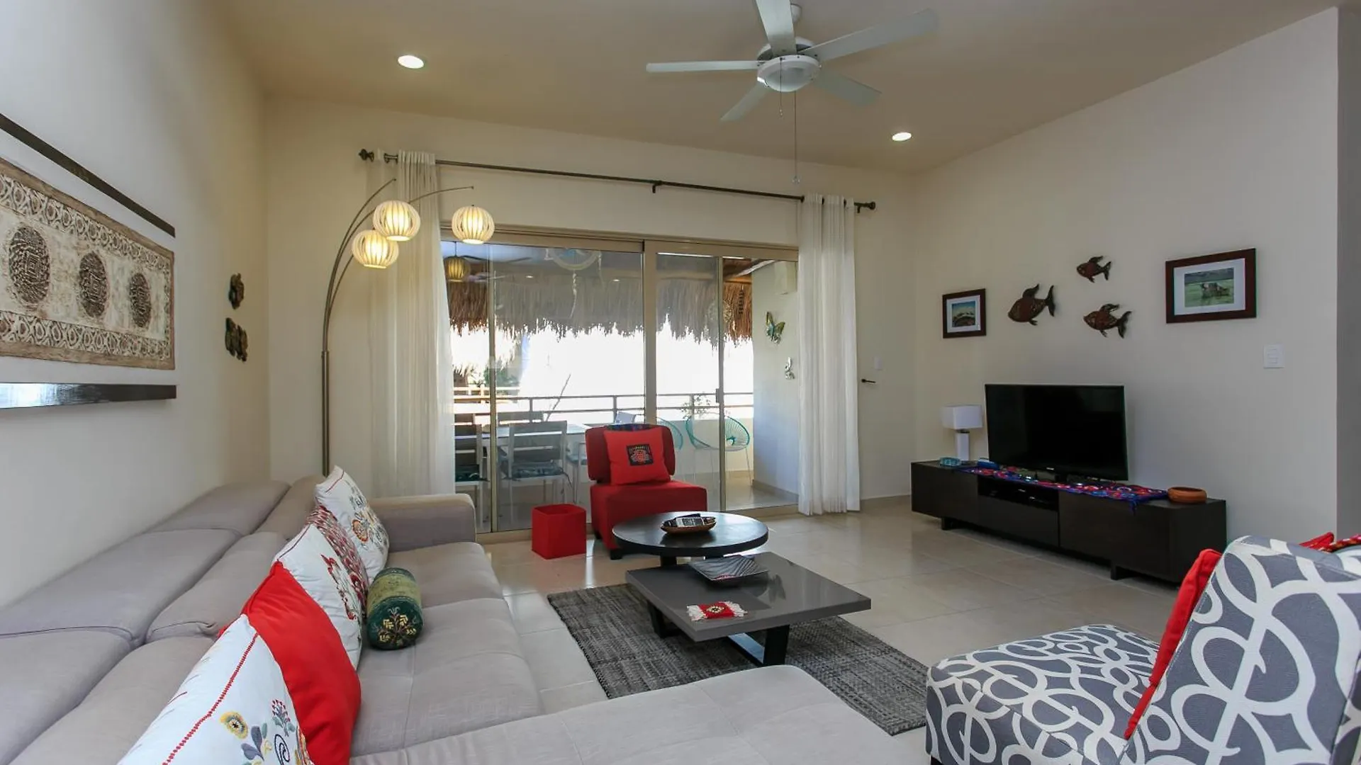 Luzera - Condo With Ample Private Roof & Jacuzzi & Bbq トゥルム
